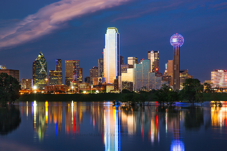 Dallas, TX skyline